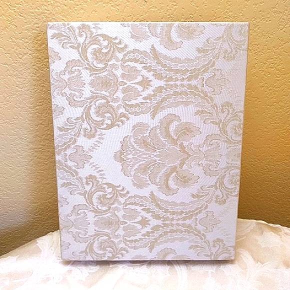 Victoria's Secret KEEPSAKE Floral Linen Box  9"W x 11.5"L x 2"D - Picture 9 of 14